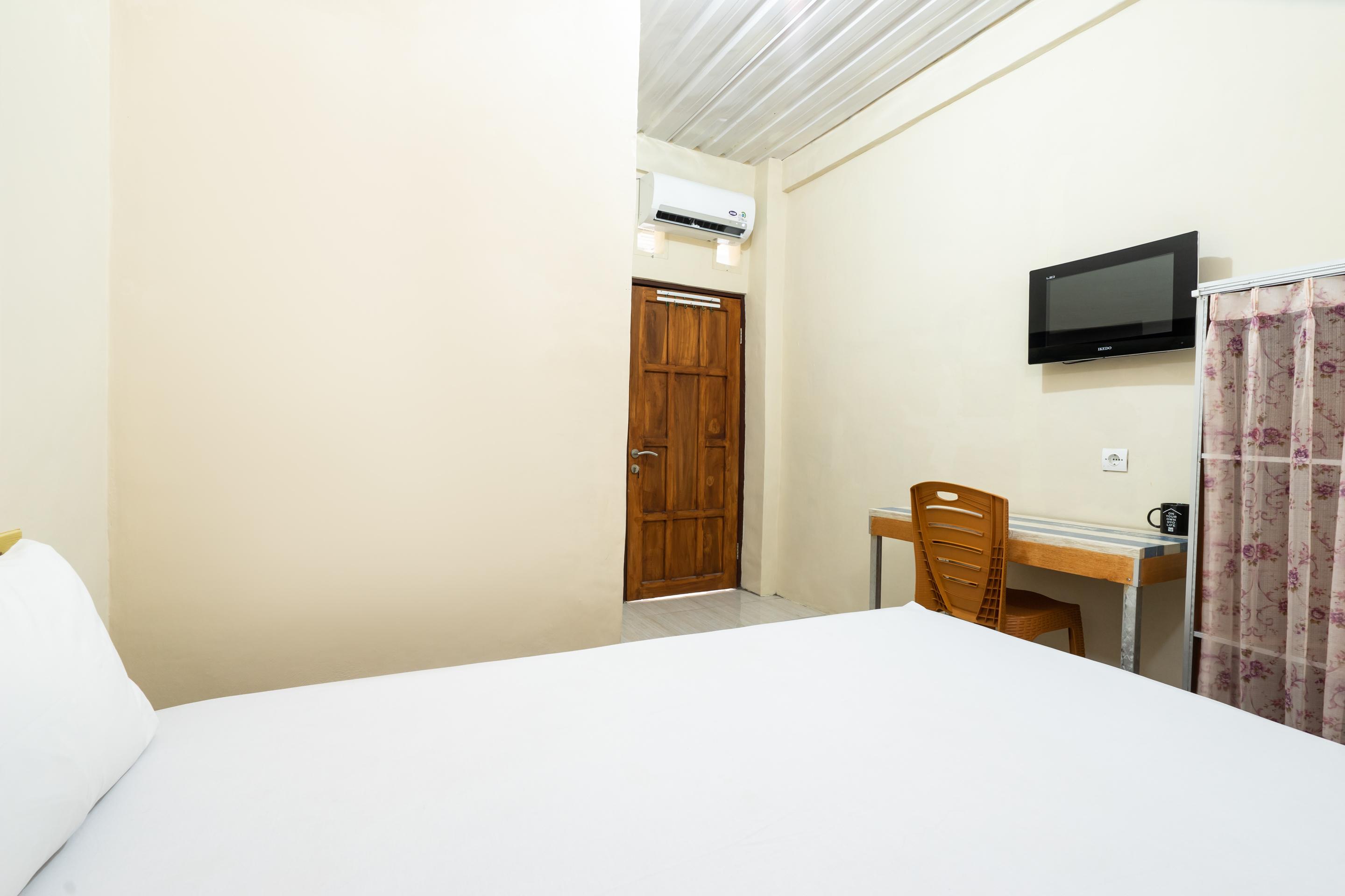 Oyo 2098 Homestay Kk Ngaglik Kültér fotó